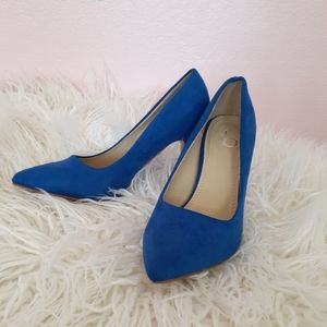 Bakers royal blue heels